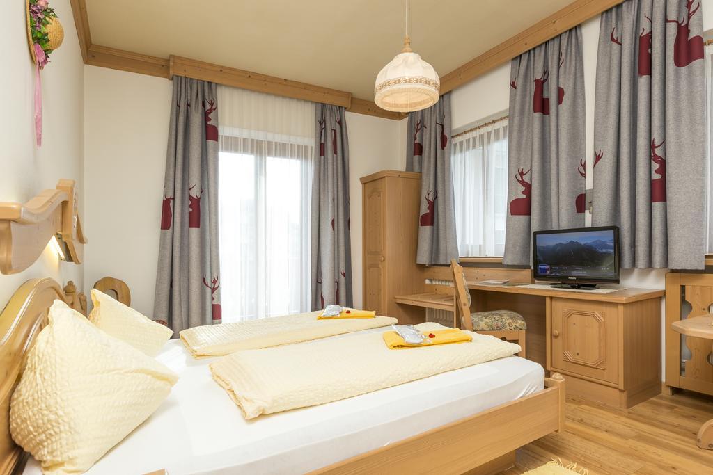 Landhotel Tharerwirt Olang Eksteriør billede